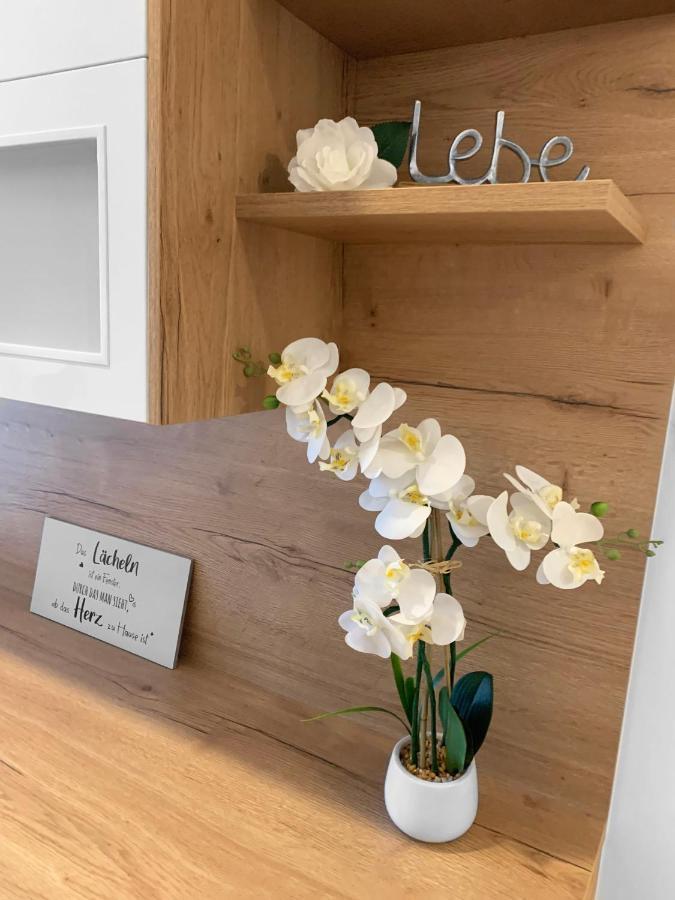 Traum Panorama Apartment Mit Berg & Seeblick Altmuenster Bagian luar foto