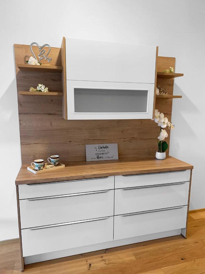 Traum Panorama Apartment Mit Berg & Seeblick Altmuenster Bagian luar foto